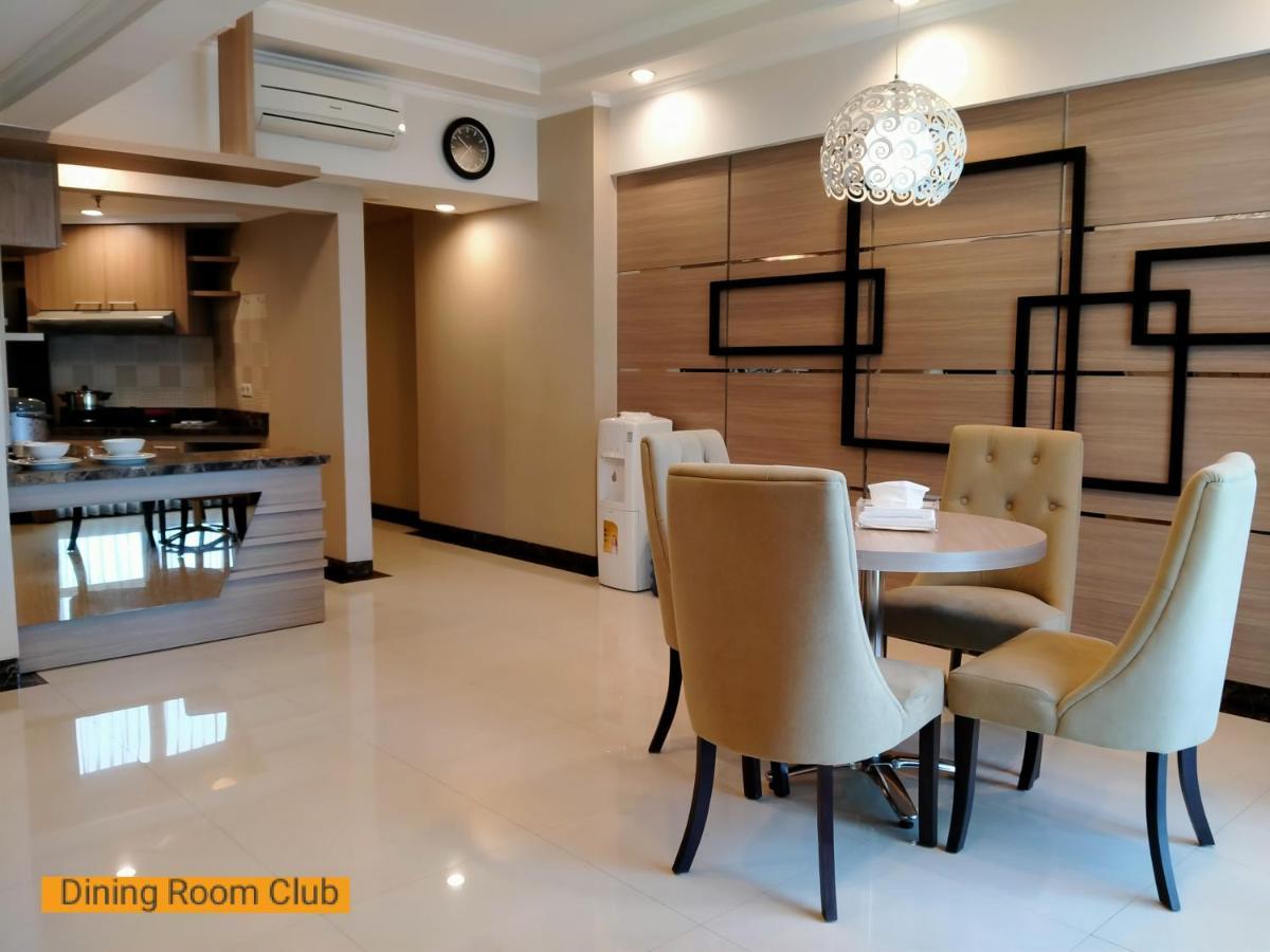 Apartemen Puncak Marina Surabaya Esterno foto